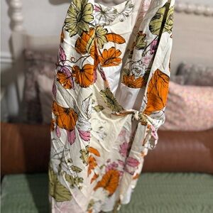 Cupshe Elegant Cream Dress